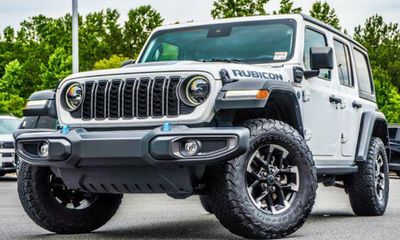 2024 Jeep Wrangler Rubicon 4XE