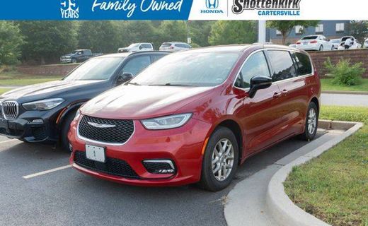 2024 Chrysler Pacifica Touring L