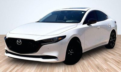 2025 Mazda MAZDA3 Premium Plus Package