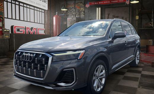 2025 Audi Q7 Quattro Premium Plus