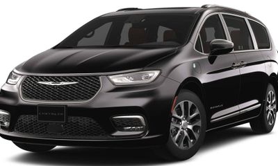 2023 Chrysler Pacifica Pinnacle