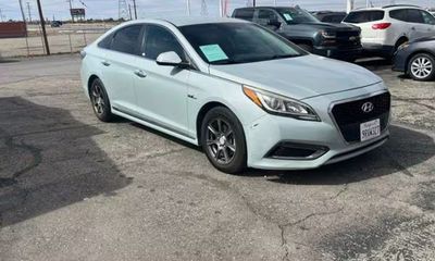 2016 Hyundai Sonata GL Middle LOW