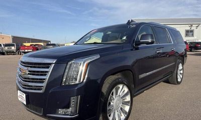 2018 Cadillac Escalade ESV Platinum