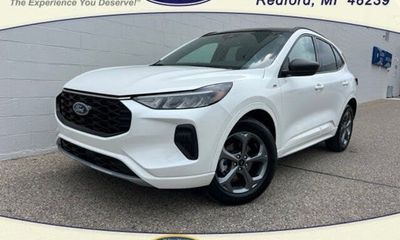 2023 Ford Escape ST Line