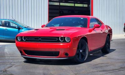 2015 Dodge Challenger SXT