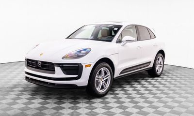 2026 Porsche Macan