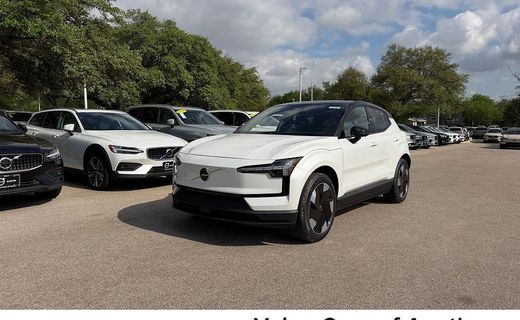 2026 Volvo EX30 Plus