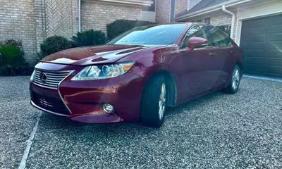 2015 Lexus ES 300H
