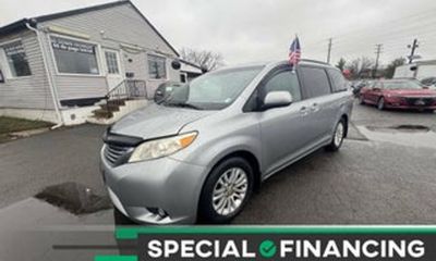 2012 Nissan Quest S