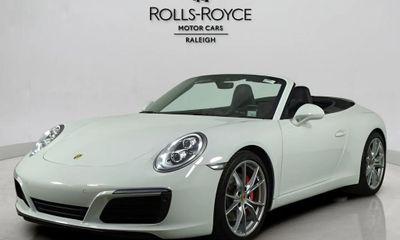 2019 Porsche 911 Carrera S GTS