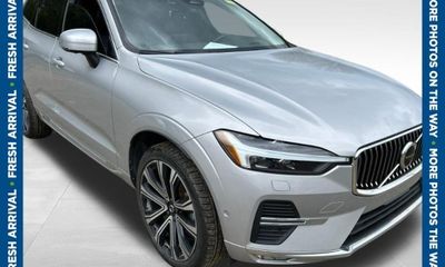 2023 Volvo XC60 Ultimate Bright