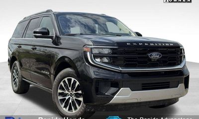 2025 Ford Expedition Platinum
