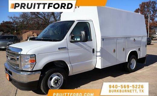 2026 Ford E-350 Base