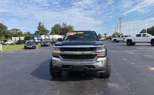 2017 Chevrolet Silverado LT