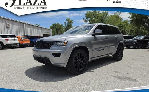 2020 Jeep Grand Cherokee Laredo