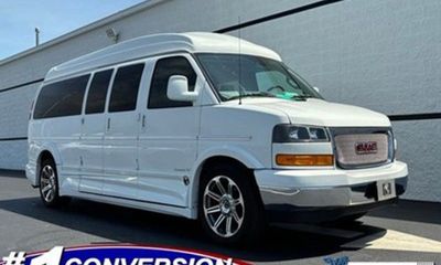 2020 GMC Savana Explorer Limited SE