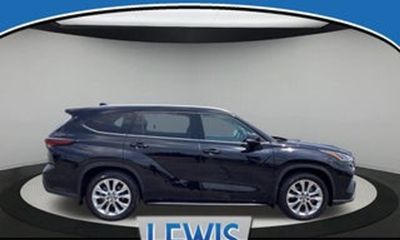 2025 Toyota Highlander LE XLE XSE