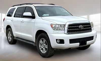 2017 Toyota Sequoia SR5 Grade