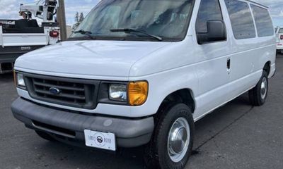 2006 Ford E-350 E 350 Super