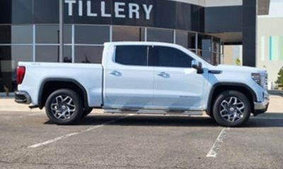2026 GMC Sierra SLT