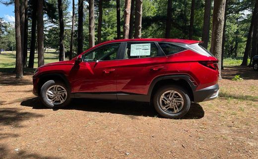 2026 Hyundai Tucson SE