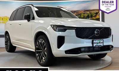 2026 Volvo XC90 Ultra Dark