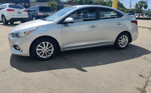 2019 Hyundai Accent SE AND SEL