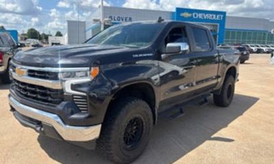 2023 Chevrolet Silverado LT
