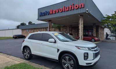 2020 Mitsubishi Outlander Sport SE