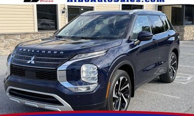 2023 Mitsubishi Outlander SEL 40TH Anniversary