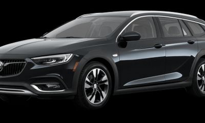 2019 Buick Regal Tourx Essence