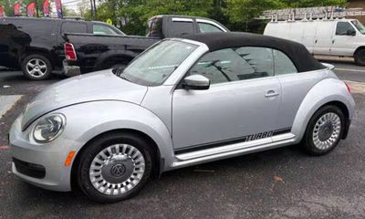 2016 Volkswagen Beetle 1 8T S
