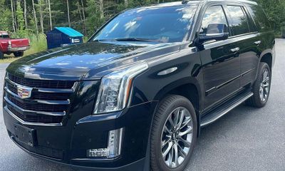 2020 Cadillac Escalade Premium Luxury