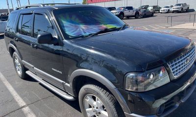2004 Ford Explorer XLT