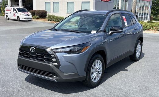 2026 Toyota Corolla Cross LE
