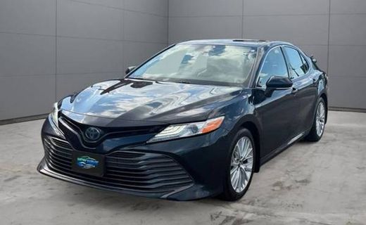 2020 Toyota Camry XLE