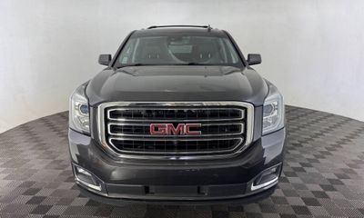 2017 GMC Yukon XL SLT