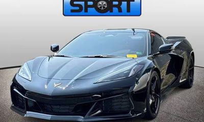 2025 Chevrolet Corvette E RAY Standard