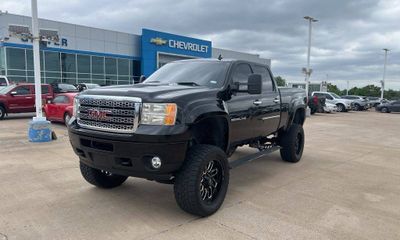 2014 GMC Sierra Denali