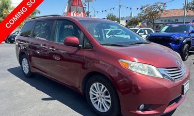 2017 Toyota Sienna LTD Premium XLE