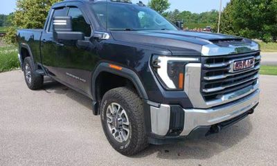 2024 GMC Sierra HD SLE