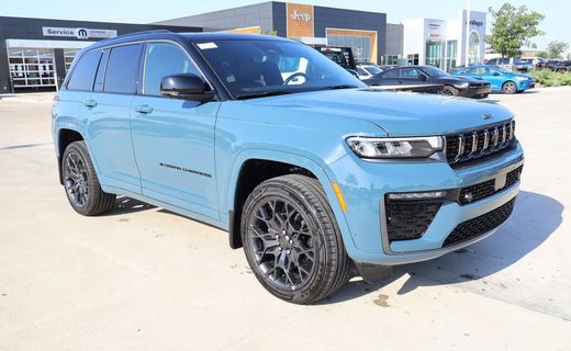 2026 Jeep Grand Cherokee Summit