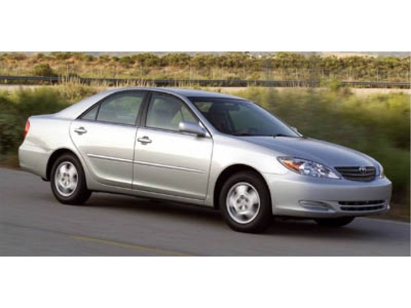 2005 Toyota Camry — a typically priced live listing