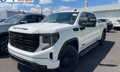 2022 GMC Sierra Elevation