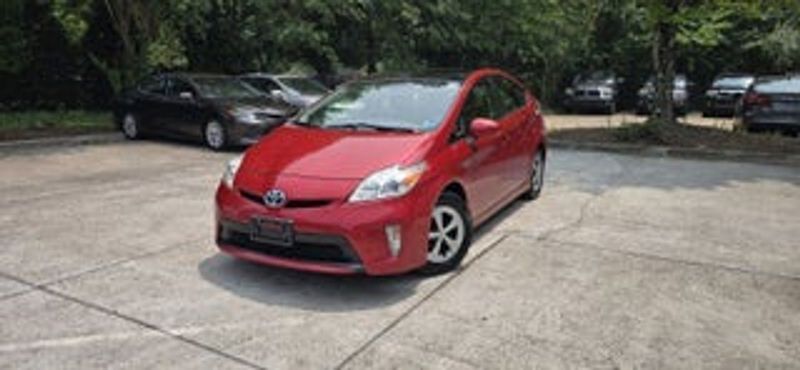 2013 Toyota Prius — a typically priced live listing