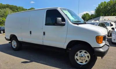 2006 Ford E-250 E 250 Cargo