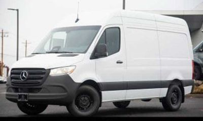 2025 Mercedes-Benz Sprinter 907 VS30