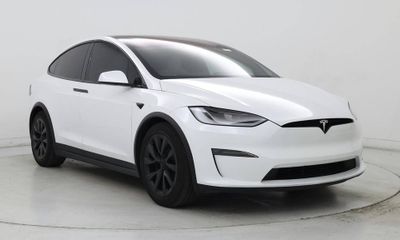 2023 Tesla Model X Long Range