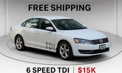 2015 Volkswagen Passat SE