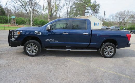 2019 Nissan Titan SV